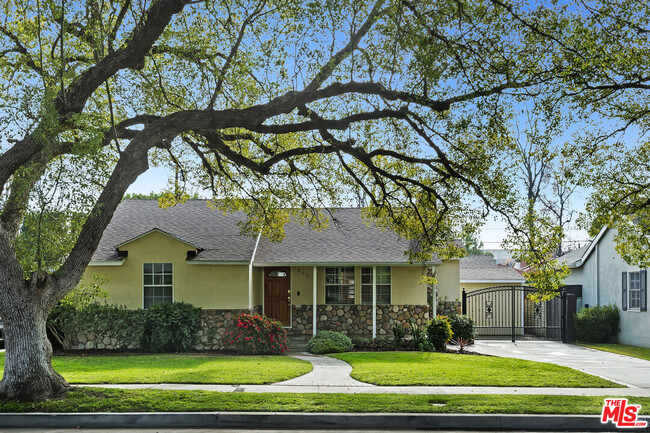 Photo - 13958 Peach Grove St House