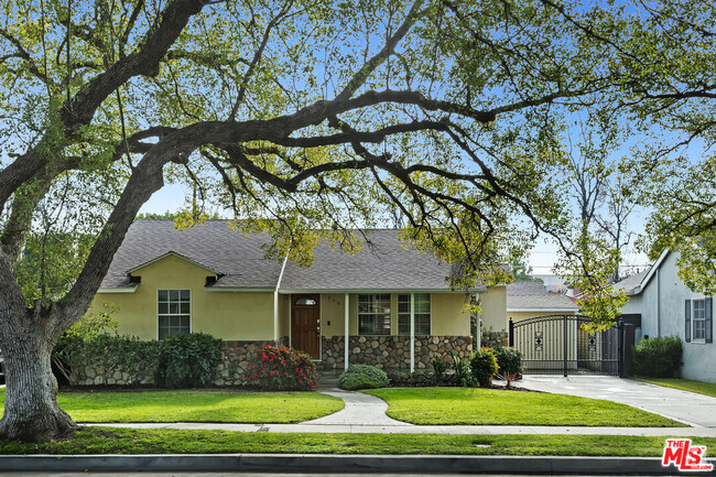 Building Photo - 13958 Peach Grove St Rental