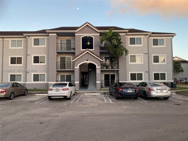 Building Photo - 15480 SW 284th St Unit 2203