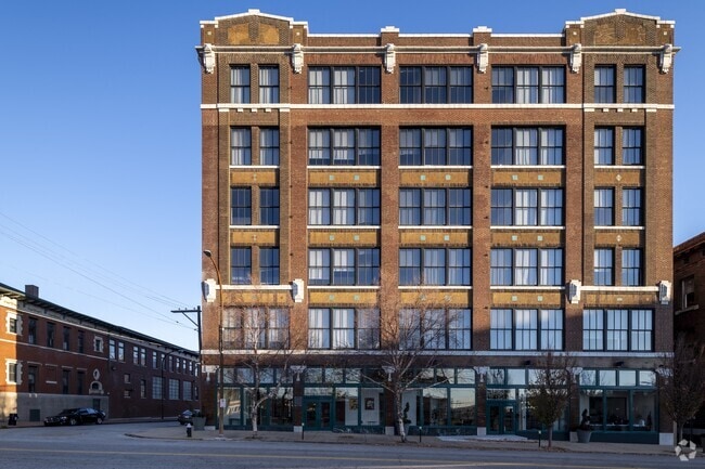 Building Photo - The Draper Rental