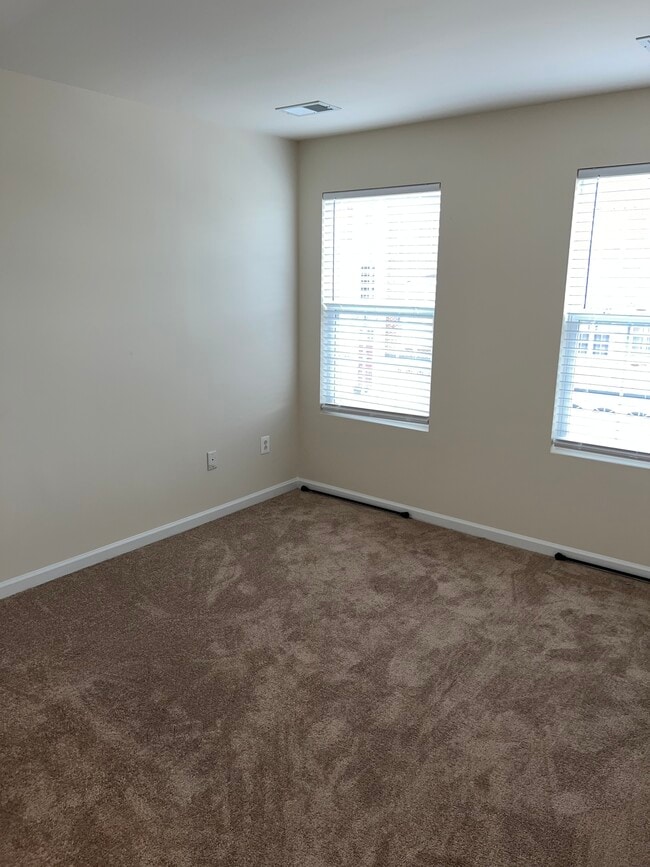 Photo - 5 Lookout Dr