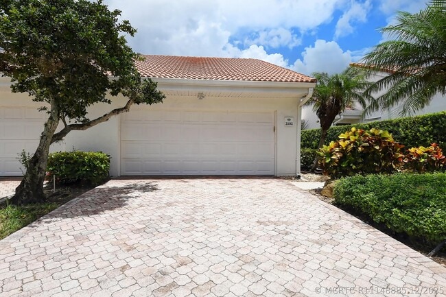 Photo - 19550 Sawgrass Dr