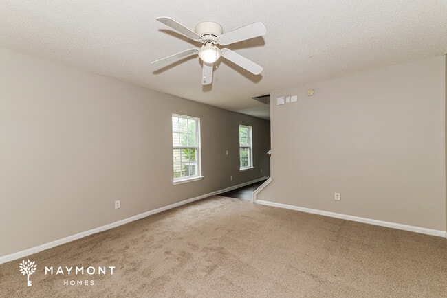 Photo - 609 Green Pasture Ct