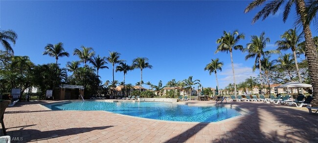 Photo - 1240 Wildwood Lakes Blvd Condominio Unidad 305