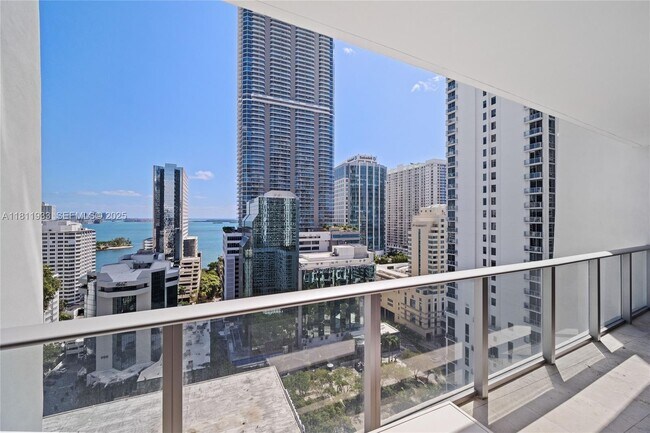 Building Photo - 1010 Brickell Ave Unit 2204
