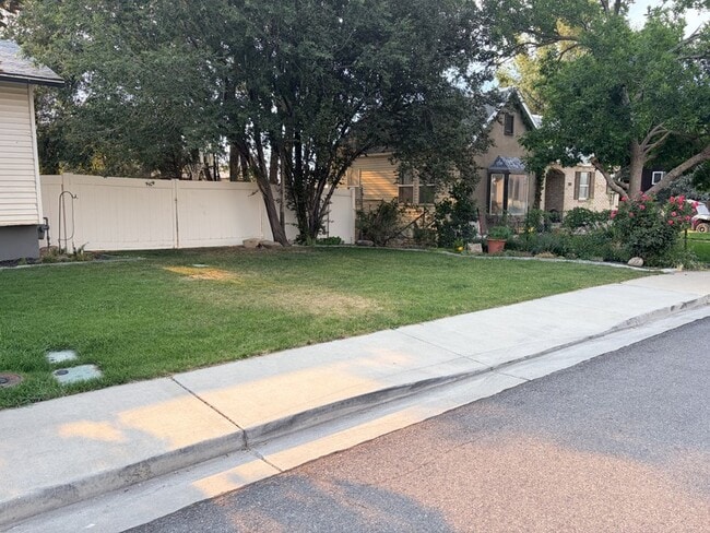 Photo - 386 S 900 W St