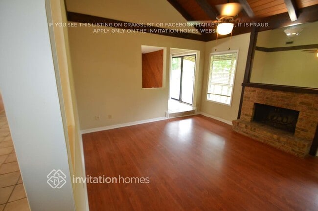 Photo - 985 Orangewood Rd