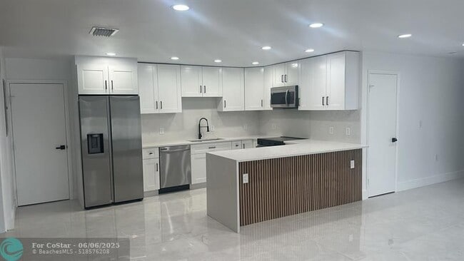 Photo - 4101 SW 48th Ct