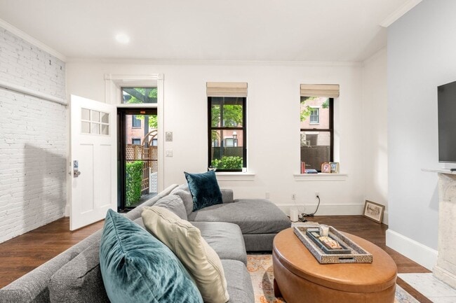 Photo - 34 Lawrence St Unit # 2