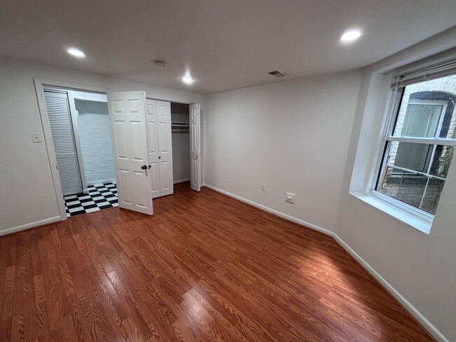 3215 O St NW