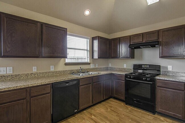 Photo - 5815 S Brenwood Dr
