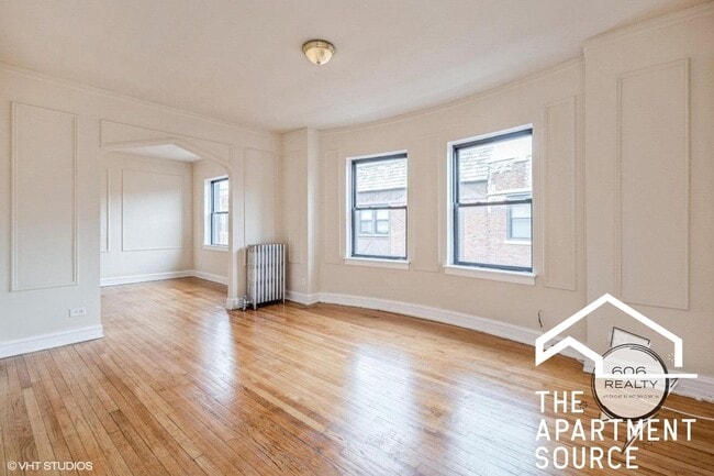 Building Photo - 5248 S Drexel Ave