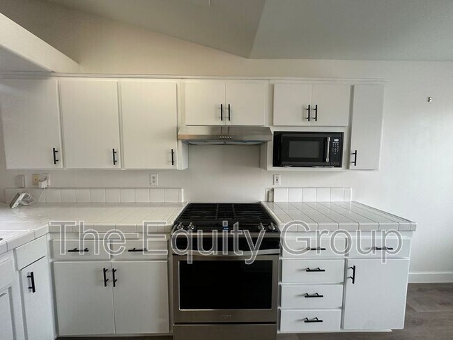 Photo - 1421 E Mesa Ct