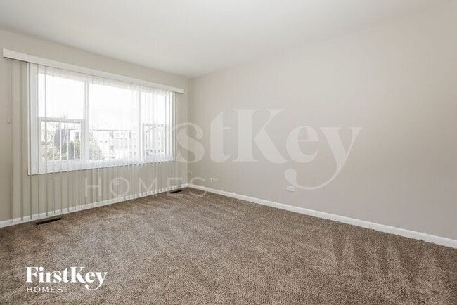 Photo - 20024 Lakewood Ave