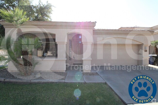 Building Photo - 1252 N Santa Anna St Rental