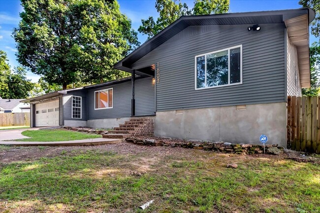 Photo - 4BR/3BA Updated Home – Quiet Cove + Fenced Yard!