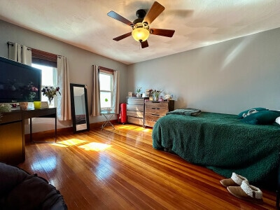 Photo - 121 Lowell St