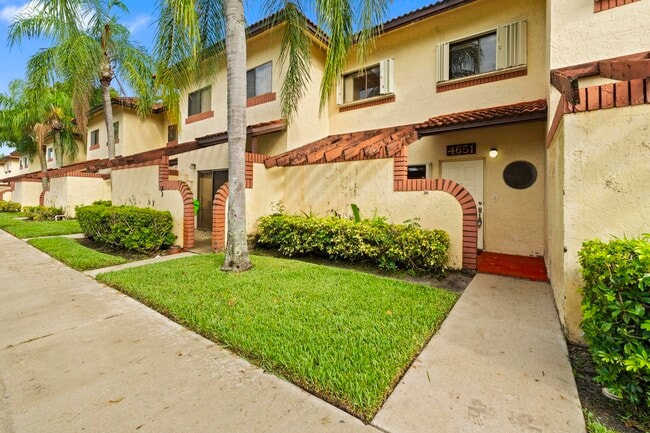 Building Photo - 4651 NW 90th Ave Rental