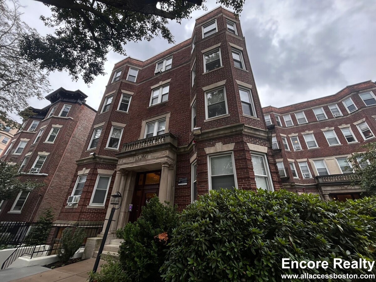 Photo - 98 Queensberry St Unit 14