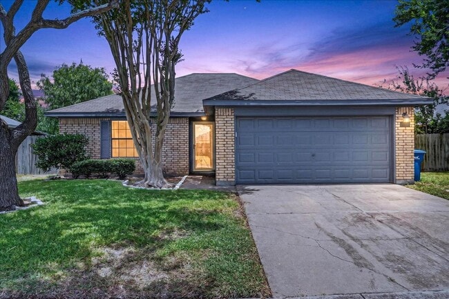 Photo - 6810 Blue Skyway Dr