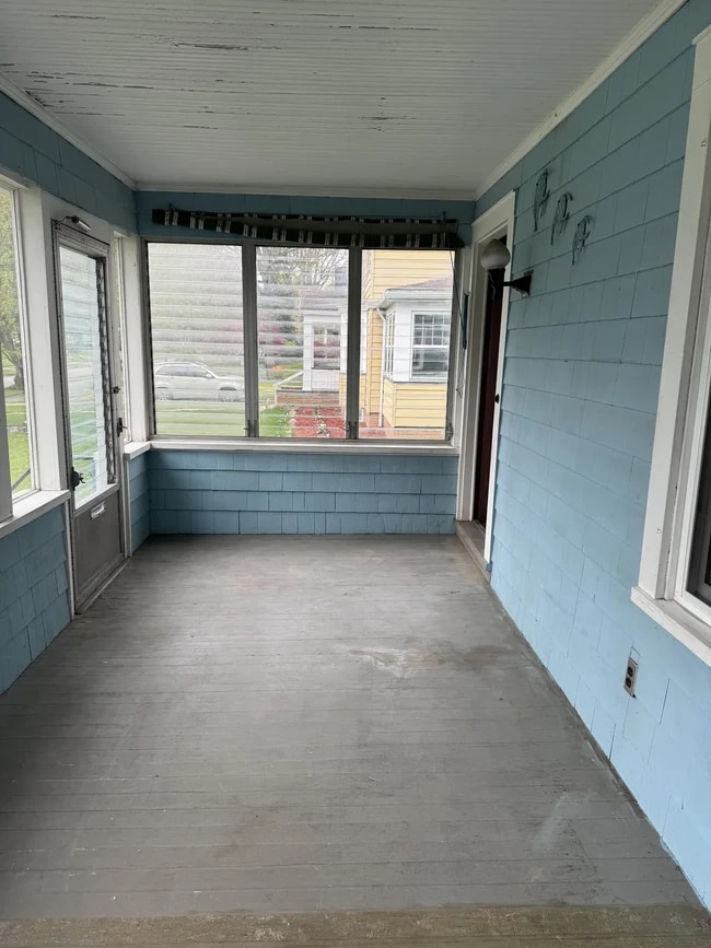 Photo - 83 Navarre Rd