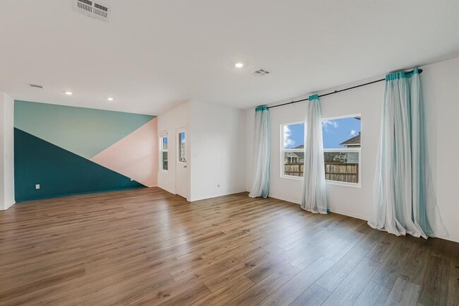 Photo - 1148 Toyah Dr