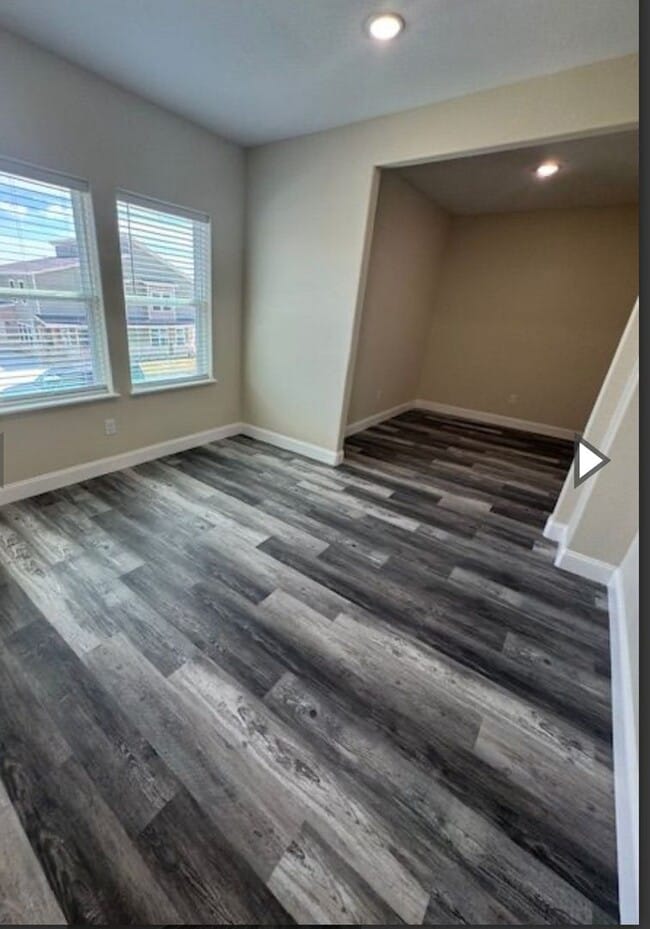 Photo - 4/2/2 Gated Community + OFFICE space + No Water Bill + Peaster ISD