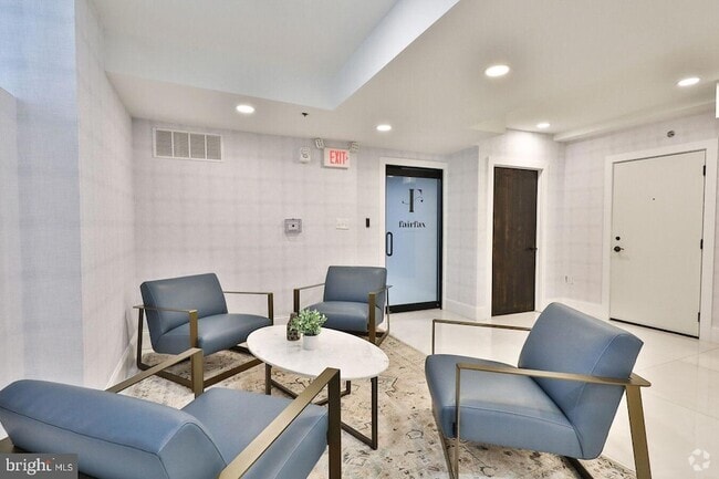 Building Photo - 4247 Locust St Unit 0B-908 Rental