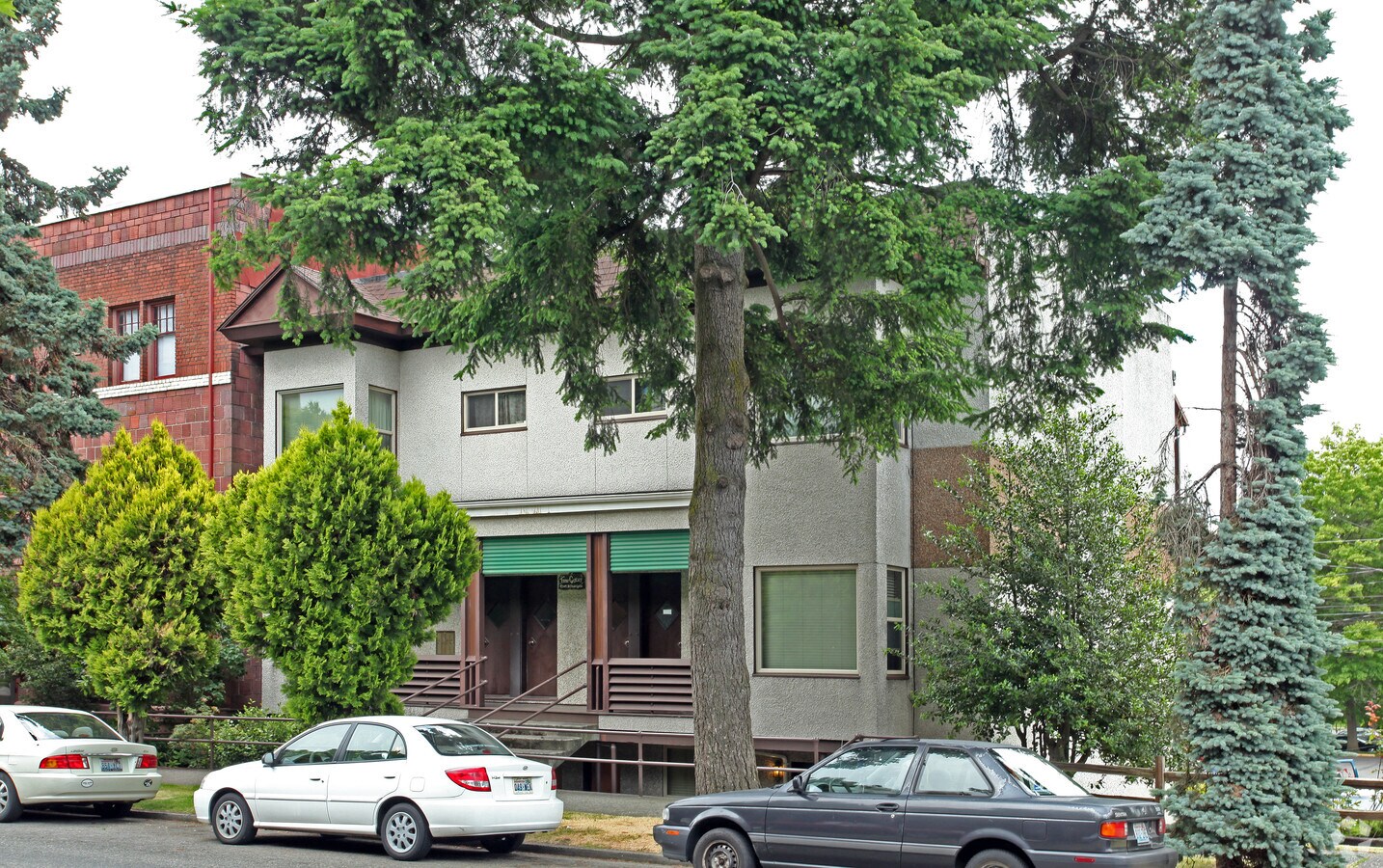 Photo - Twin Gables Apartments