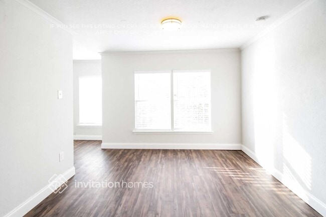 Photo - 403 E Standifer St