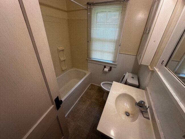 Photo - 3821 Penn St Unidad 3821 Penn St.