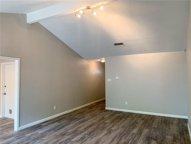 Photo - 11640 Parkfield Dr