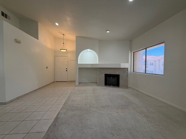 Photo - Cozy 2nd floor condo in small quiet community w/ pool & spa Unit #204