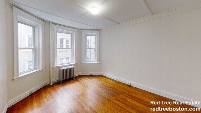 Building Photo - 1175 Boylston St Unit 27