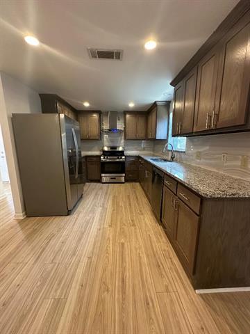 Photo - 532 Oak Grove Ln