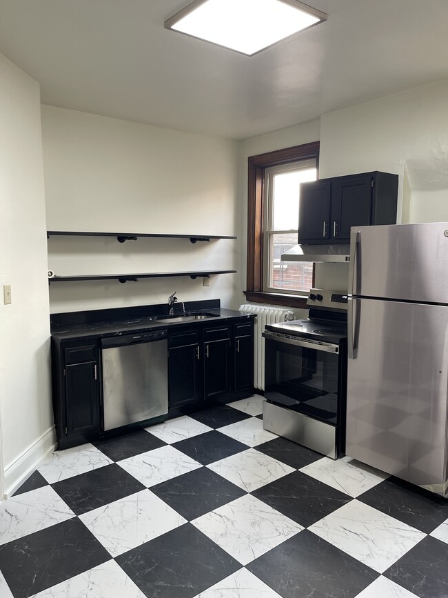 Photo - 3405 Monteith Ave Unit #4