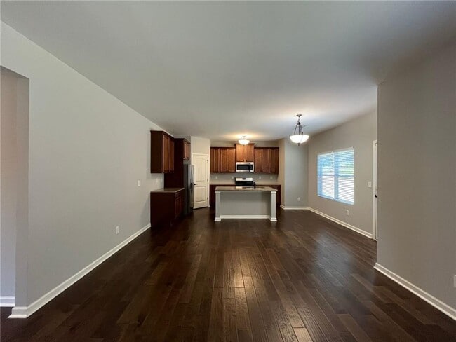 Photo - 106 Gunier Cir