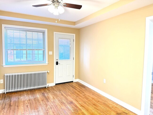 Photo - 8800 Plymouth St Unidad 1