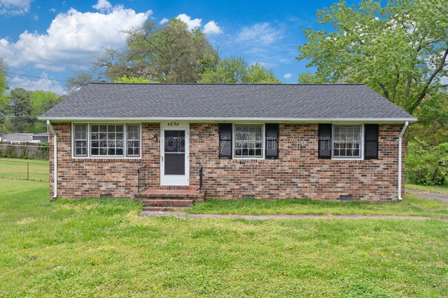 Photo - 4830 Kinloch Ln