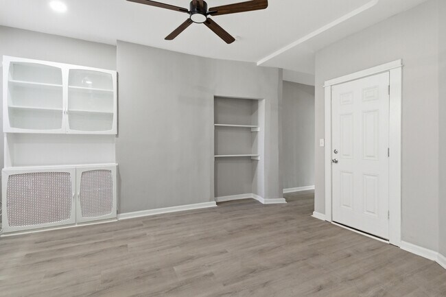 Photo - 2322 Callow Ave