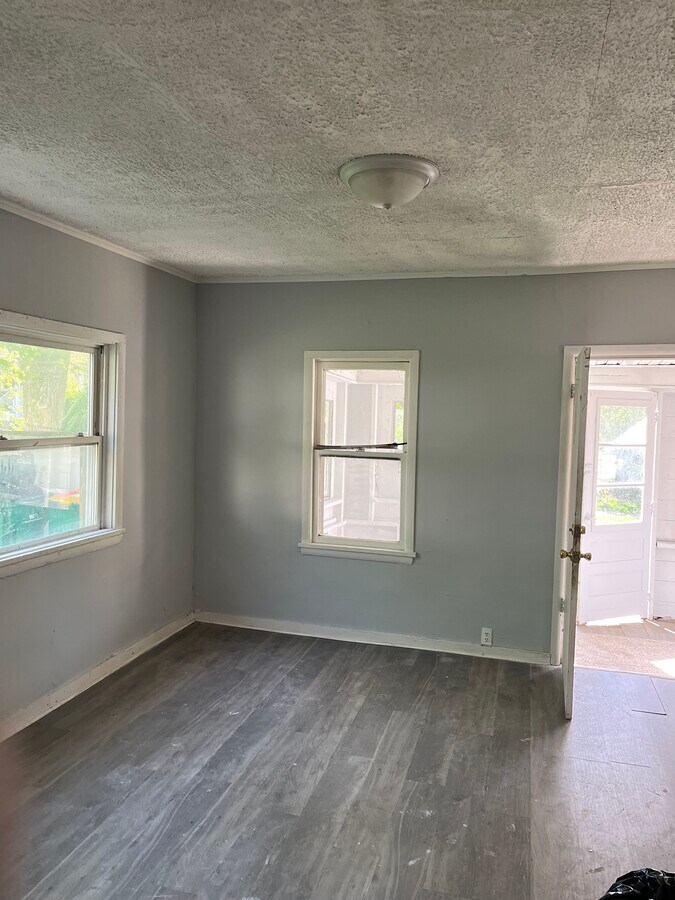 Photo - 1209 N Bloomington St