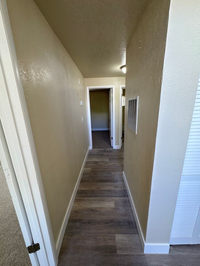 Photo - 609 N 200 W Unit 609