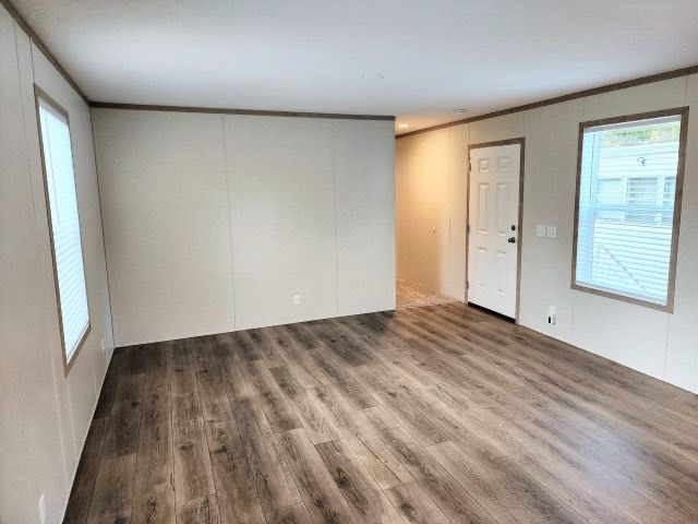 Photo - 230 Whittlesey Ave