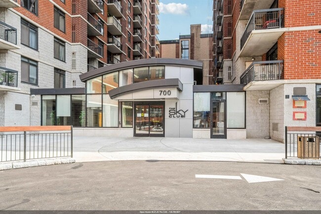 Building Photo - 759 2nd St Unit 15RS Rental