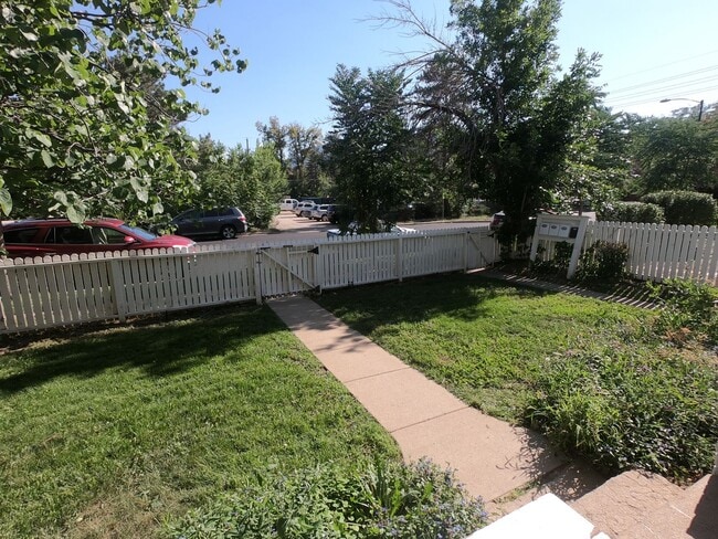 Photo - 2321 Grove St Unit 1