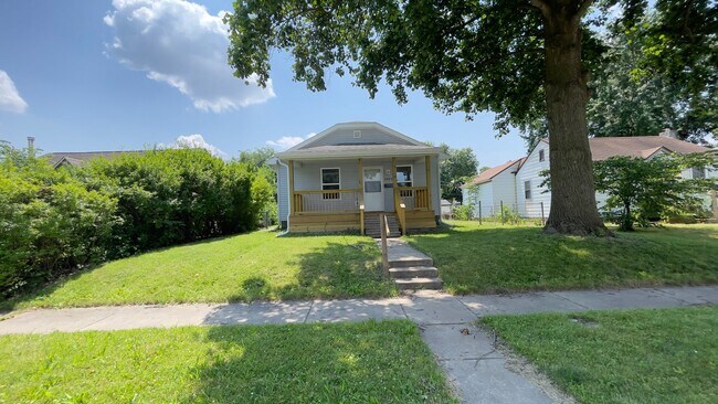 Photo - NEWLY RENNOVATED...2 Bedroom 1 Bath