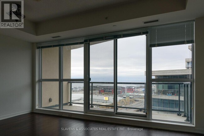 Photo - 51 E Liberty St Unit 2015