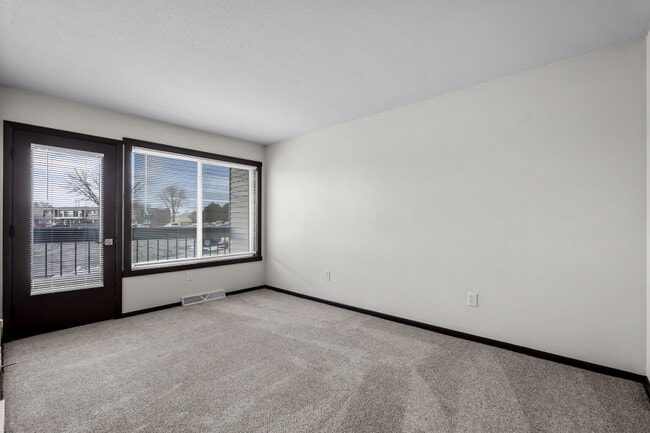 Arrowhead Apartments and Townhomes