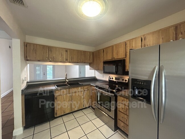 Photo - 313 Bay Pl