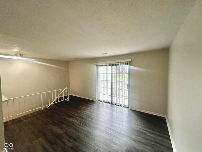 Photo - 6458 Lupine Terrace
